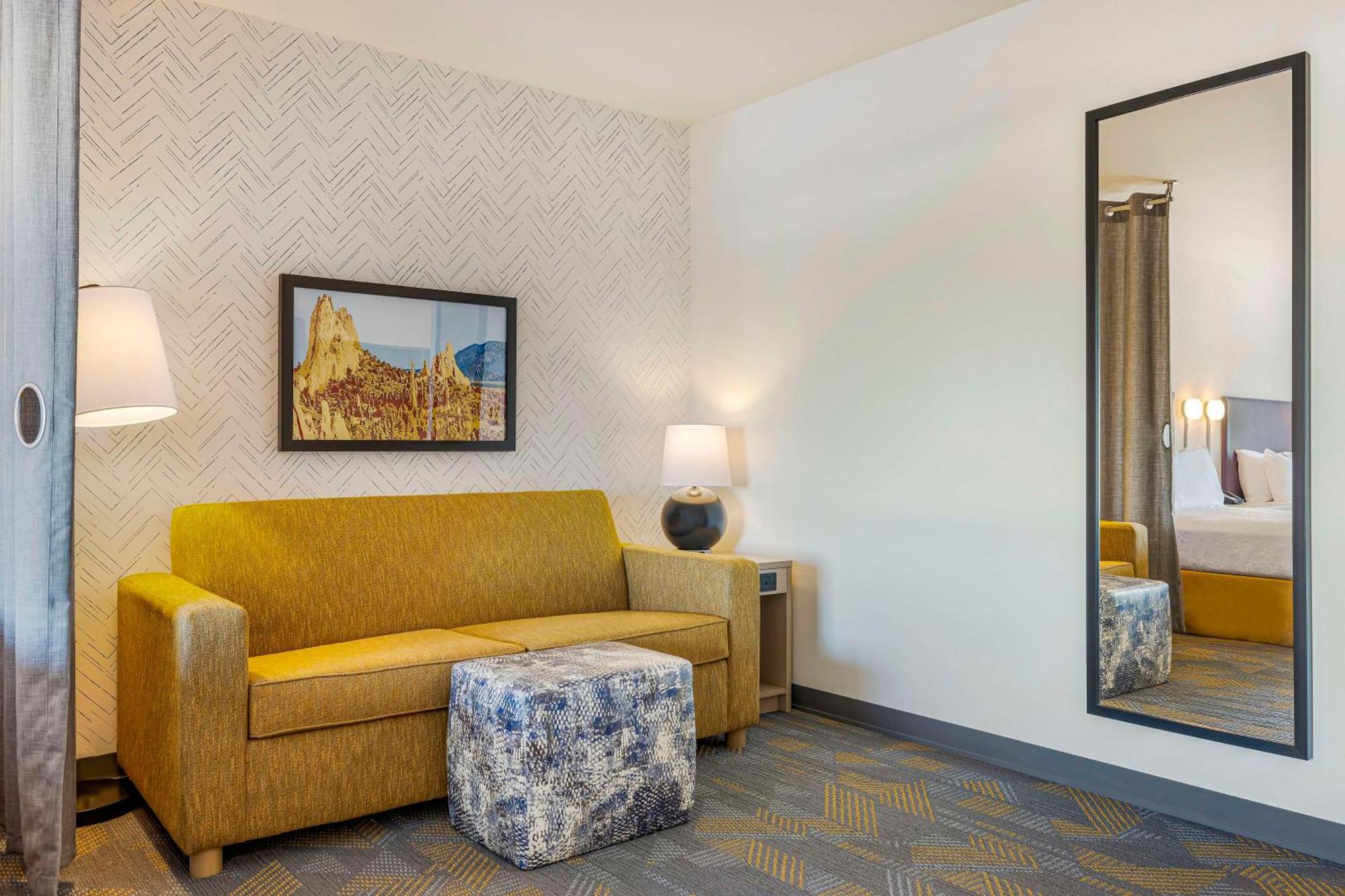 Home2 Suites By Hilton Colorado Springs Airport Exteriör bild